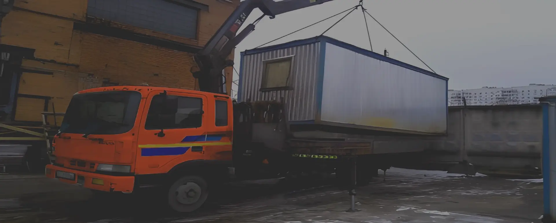Получить уникальное предложение по перевозке негабаритного вагончика грузовым транспортом по России из Саков с гарантией безопасности